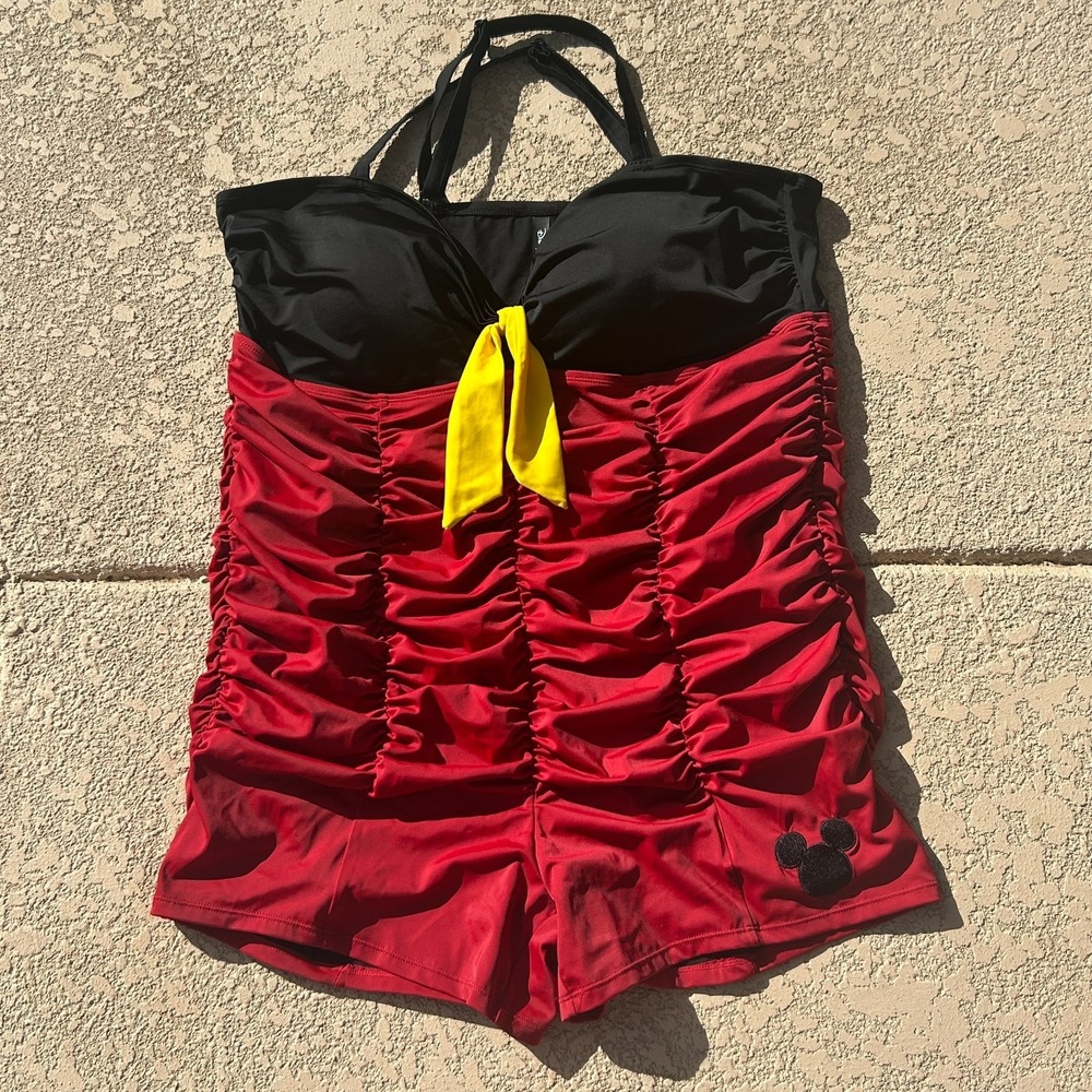 Torrid Disney Swimsuit Plus Size 3x Minnie Mickey Mouse One Piece Shorts Ruched - Picture 3 of 10